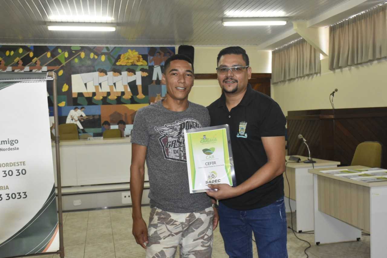 Camacã: Prefeitura entrega CEFIR de graça para Pequenos Produtores